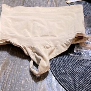 SKIMS Neutral High-Waisted Shapewear